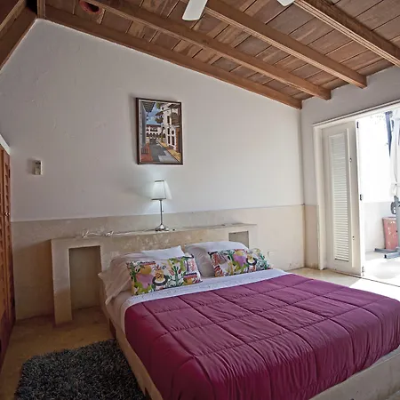 Сasa de vacaciones Old Town House